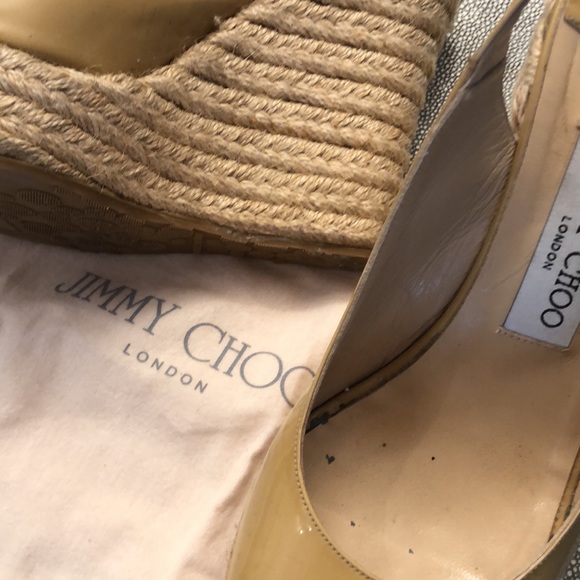 JIMMY CHOO Espadrilles Wedge Straw Nude Patent Leather Size 38, 1-4.5” Sm stain - Picture 2 of 10